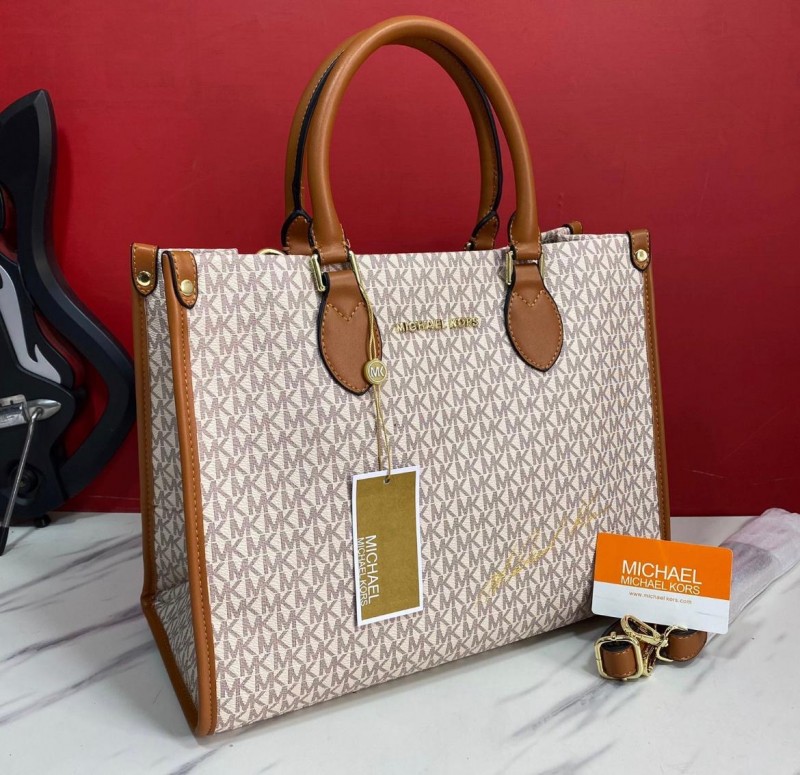 Micheal Kors_Medium_Top_Handle_Tote_With_DustCover