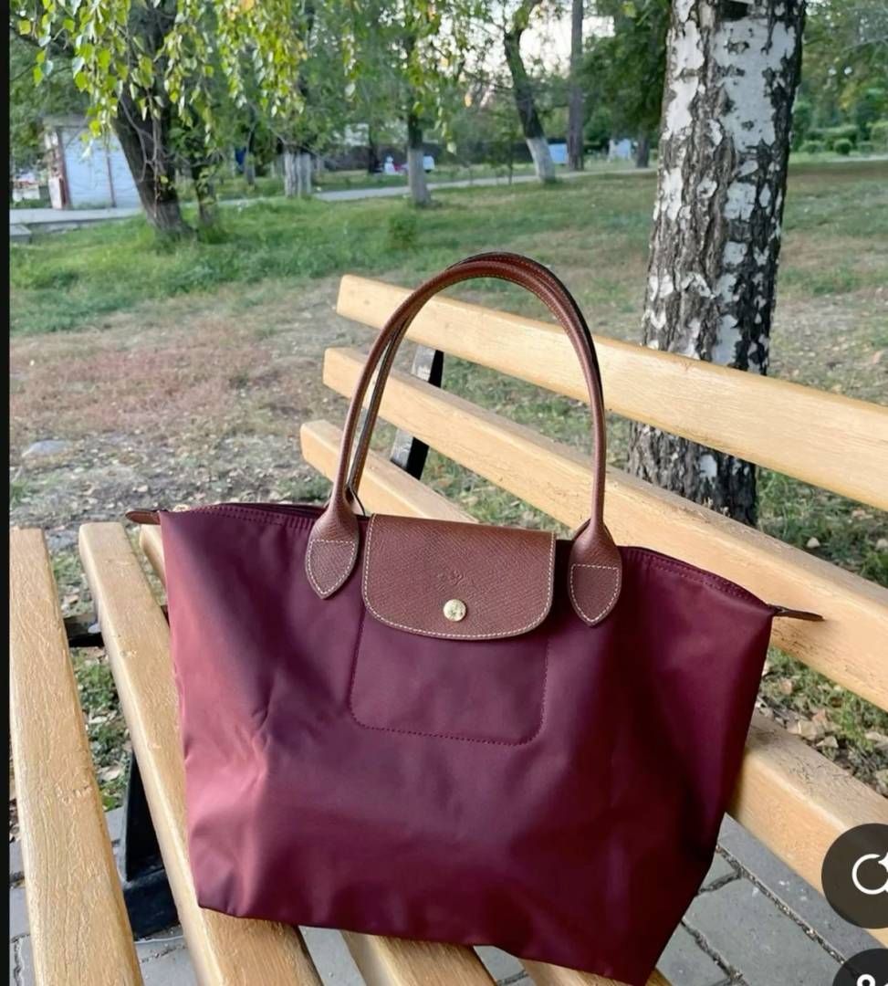 Longchomp Wine Maroon Le Pliage Size M Tote bag
